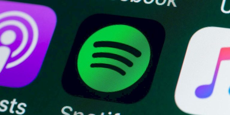 Το νέο χαρακτηριστικό του Spotify σας επιτρέπει να ακούτε μουσική με τους φίλους σας!