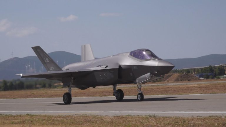 Τα αμερικανικά μαχητικά αεροσκάφη F-35 είναι το “Plus” του φετινού Athens Flying Week