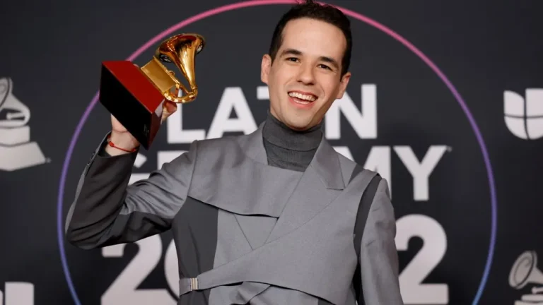 Latin Grammy Awards: Υποψήφιος σε 13 κατηγορίες ο Edgar Barrera