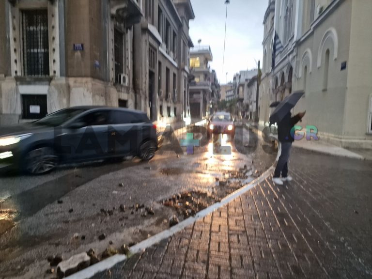 Η Τρίτη η πιο δύσκολη μέρα της κακοκαιρίας στη Λαμία: Σε ετοιμότητα μηχανήματα και προσωπικό της Πολιτικής Προστασίας