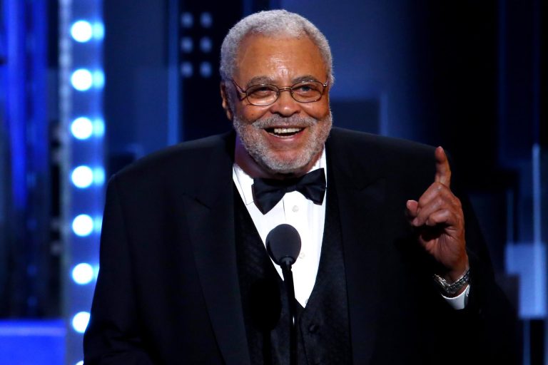 James Earl Jones: Το τελευταίο αντίο του George Lucas και των υπολοίπων στον “Darth Vader“