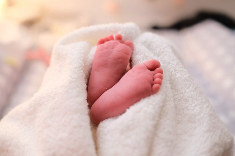 Γεννήθηκε τα ξημερώματα το πρώτο μωράκι του 2025 στο Γενικό Νοσοκομείο Λαμίας!