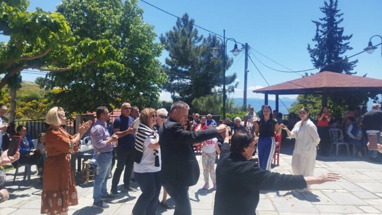 Ιστορική Συνάντηση: Οι Διβριώτες Βορείου Ηπείρου στη Δίβρη Φθιώτιδας (Aud)