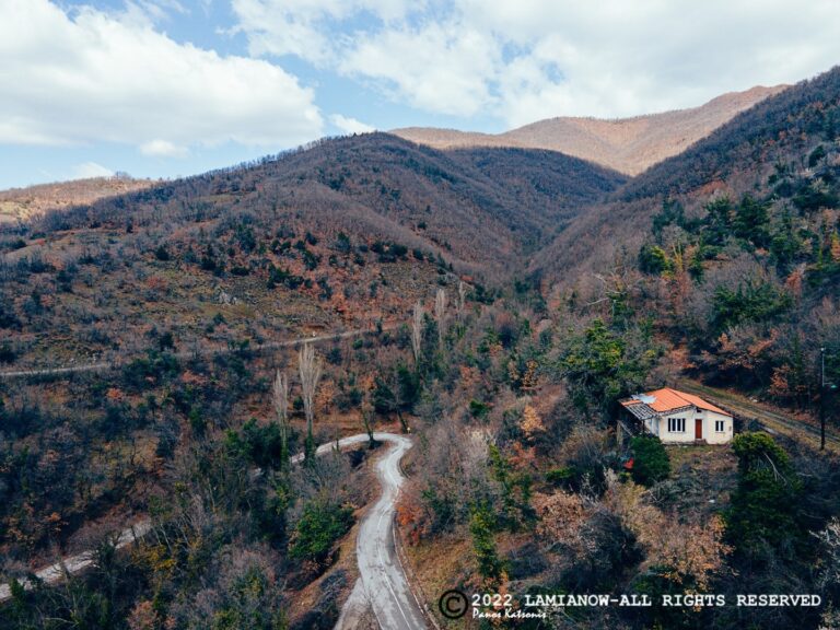 Φθινοπωρινό σκηνικό στη Φθιώτιδα: Βροχές, άνεμοι και αισθητή πτώση της θερμοκρασίας (Aud)